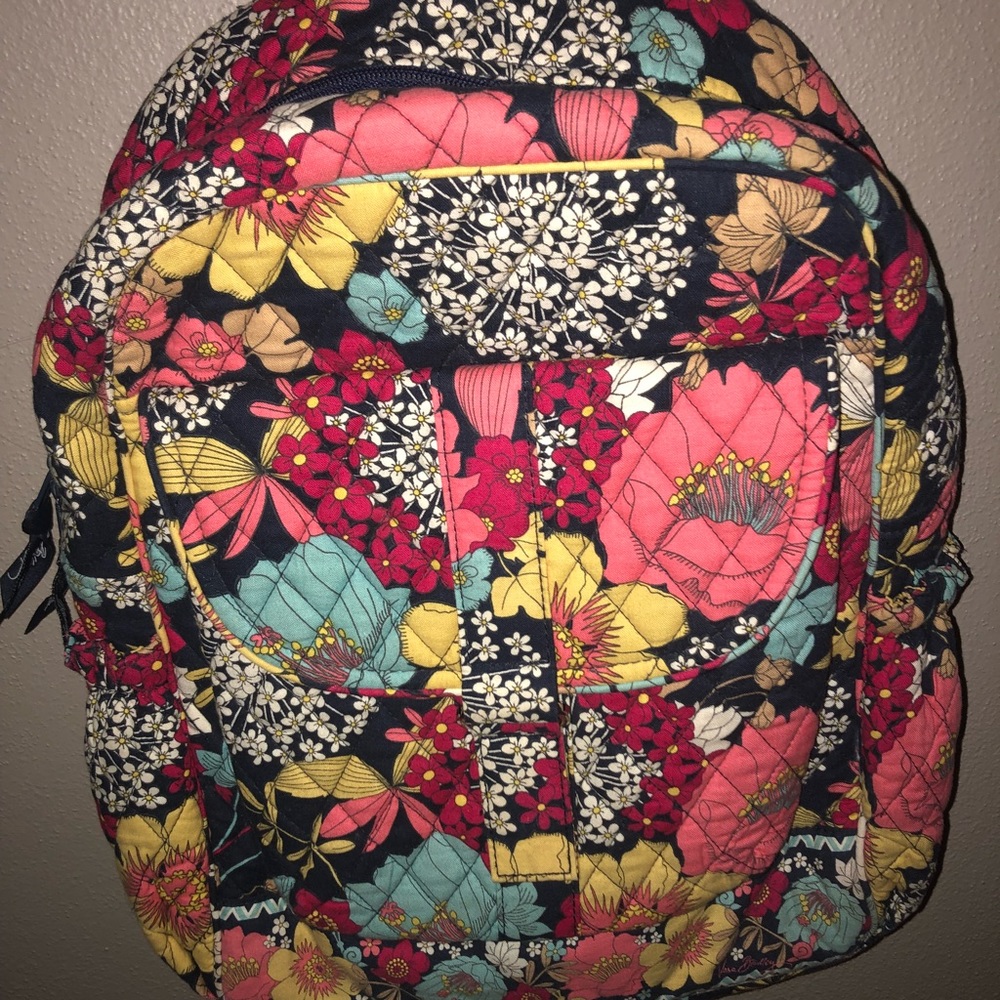 Vera Bradley backpack 🌻